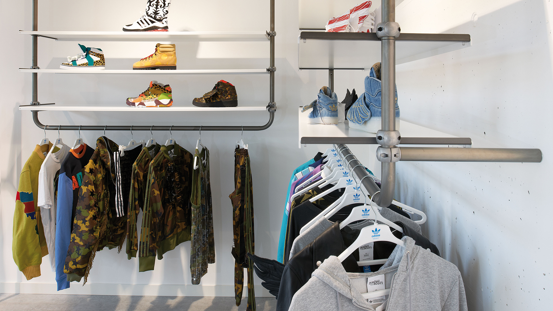 Dart stages the shop concept for adidas Originals in the cities of Fribourg, Zurich and Munich