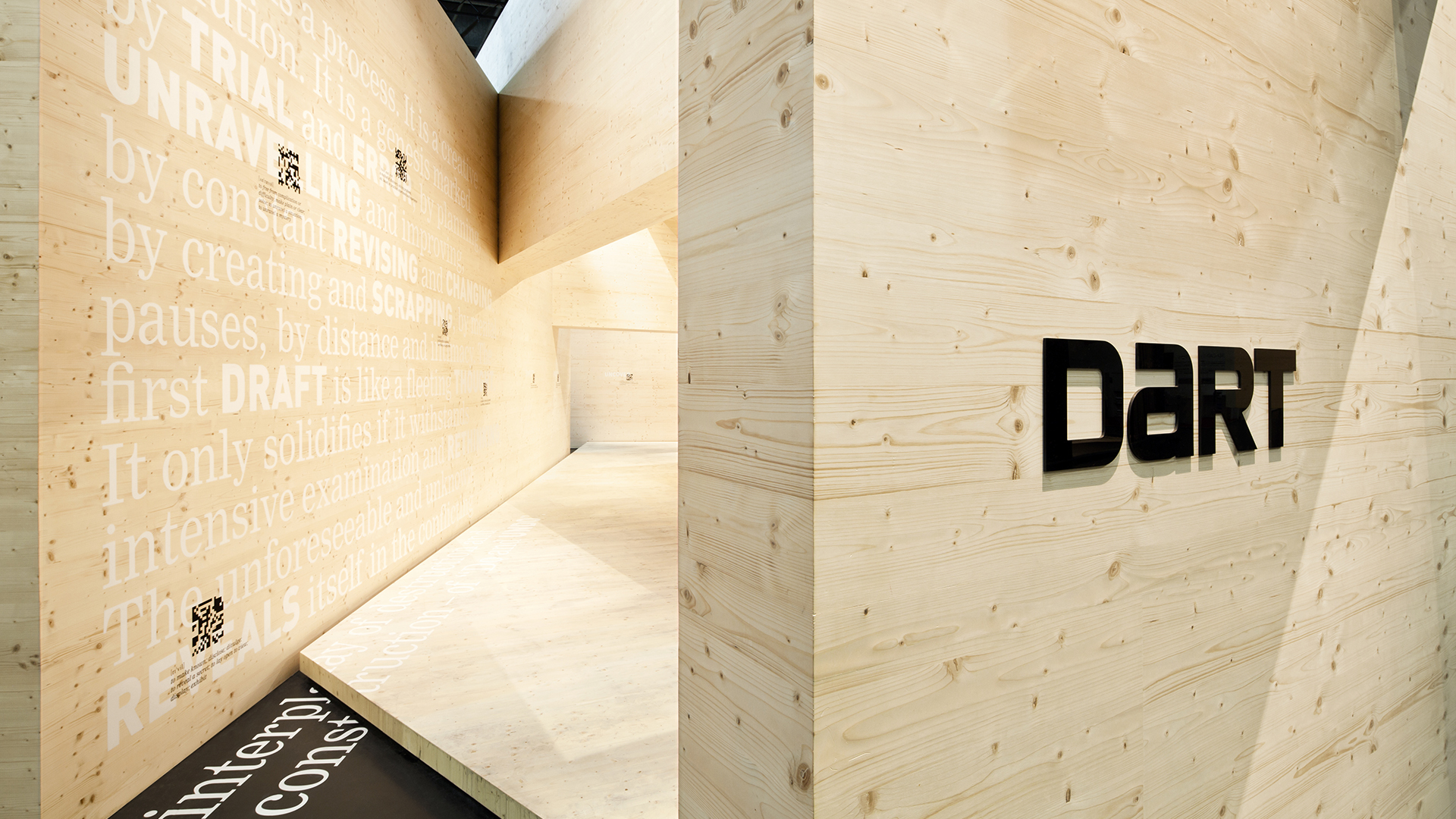 Dart stages the D'art Design Gruppe's own fair stand at the EuroShop 2014