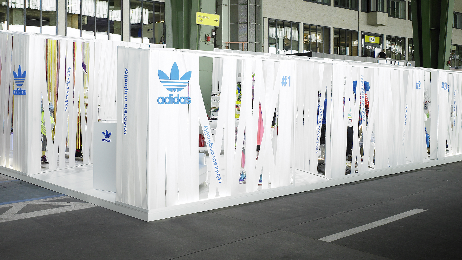 Dart iszeniert den Messestand von adidas auf der B&B Sommer 2009