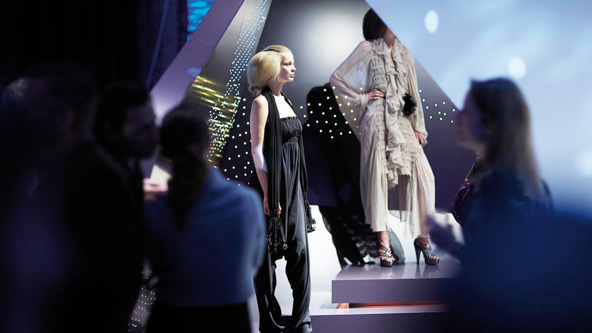 Dart stages the Illuminesca 2008 exhibition for Philips