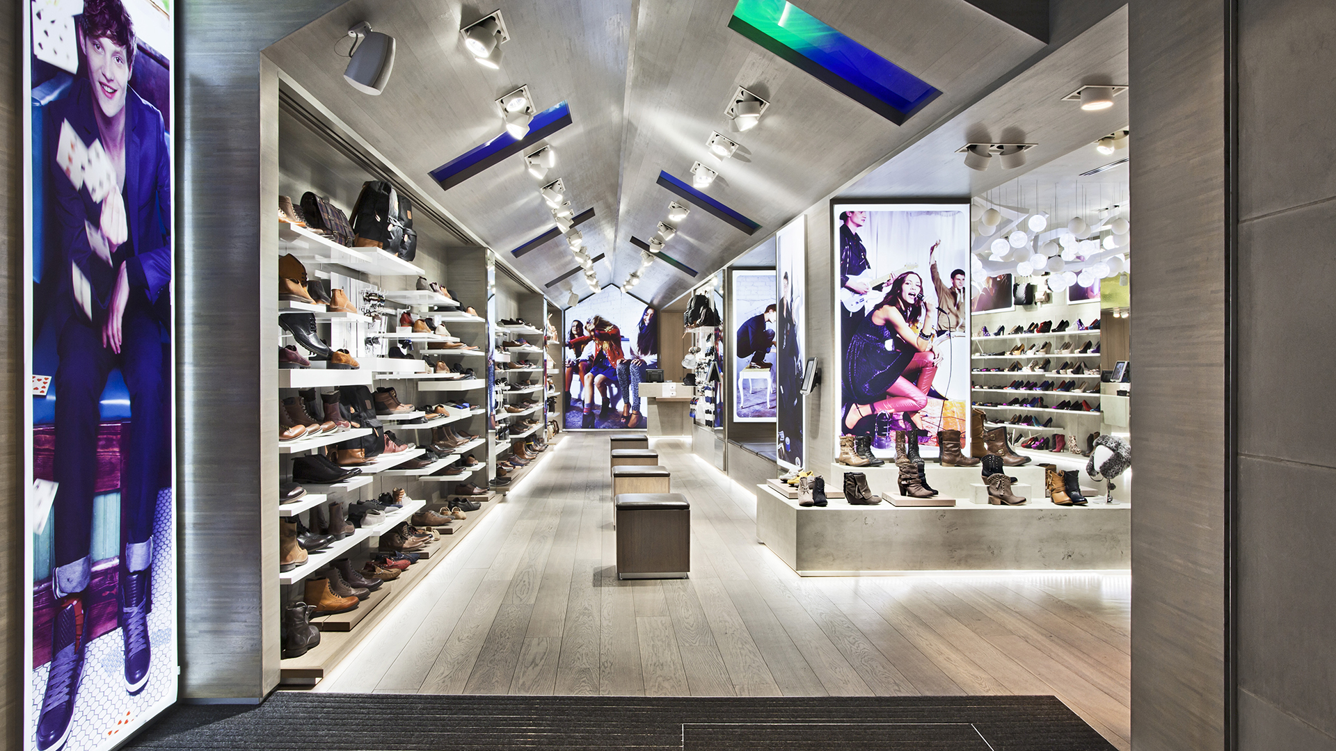 Dart stages the shop concept for Aldo CIS for the flagship store on Oxford Street