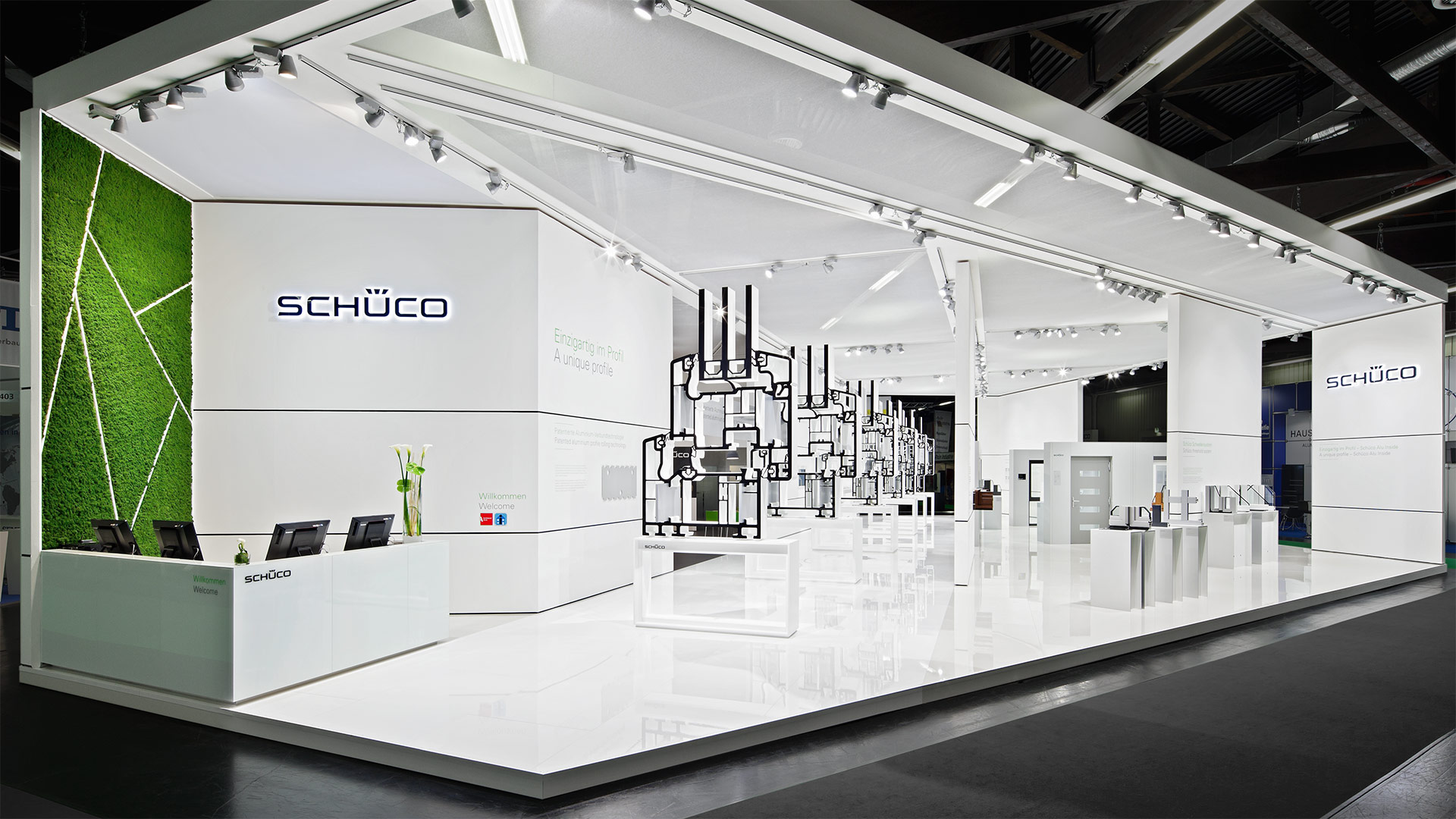 Dart stages the Schüco fair stand at the Frontale 2014