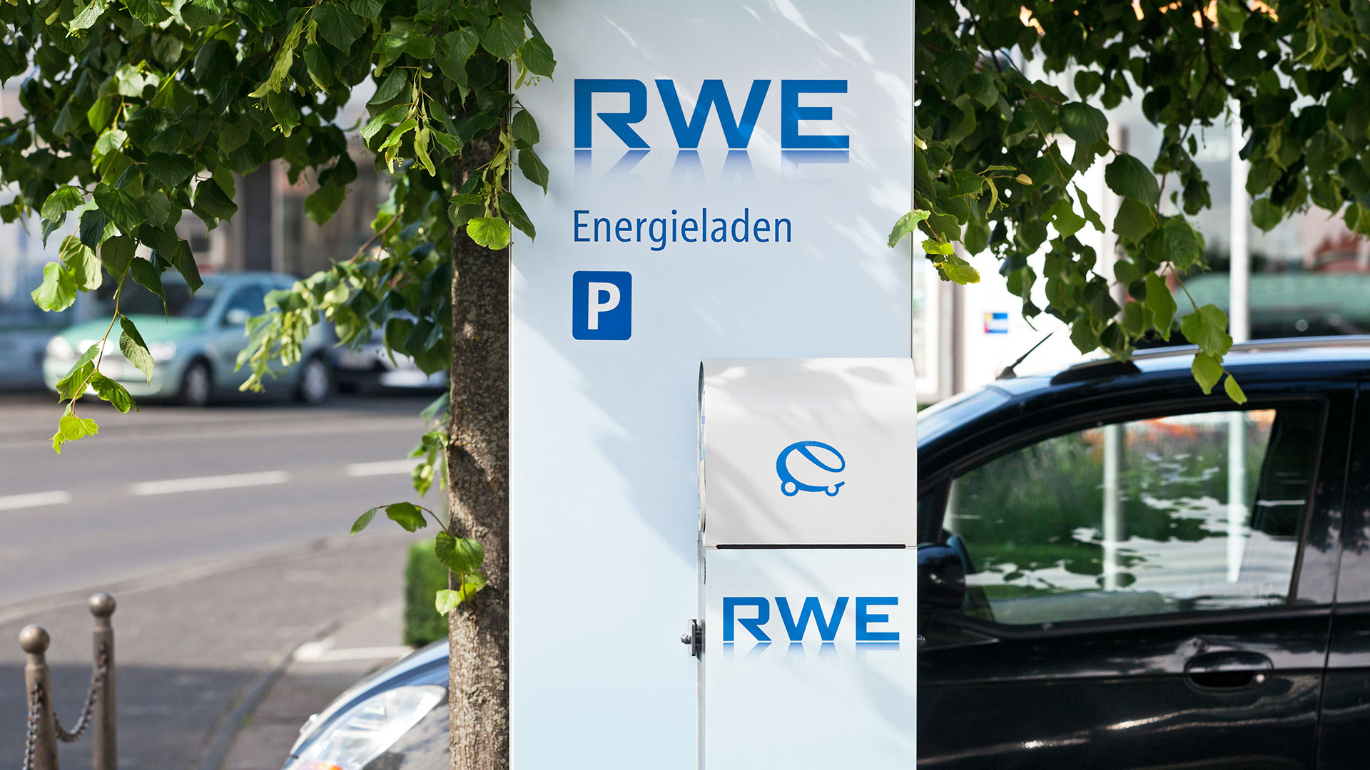 Dart stages the shop concept for RWE for the Energy Shops 2015