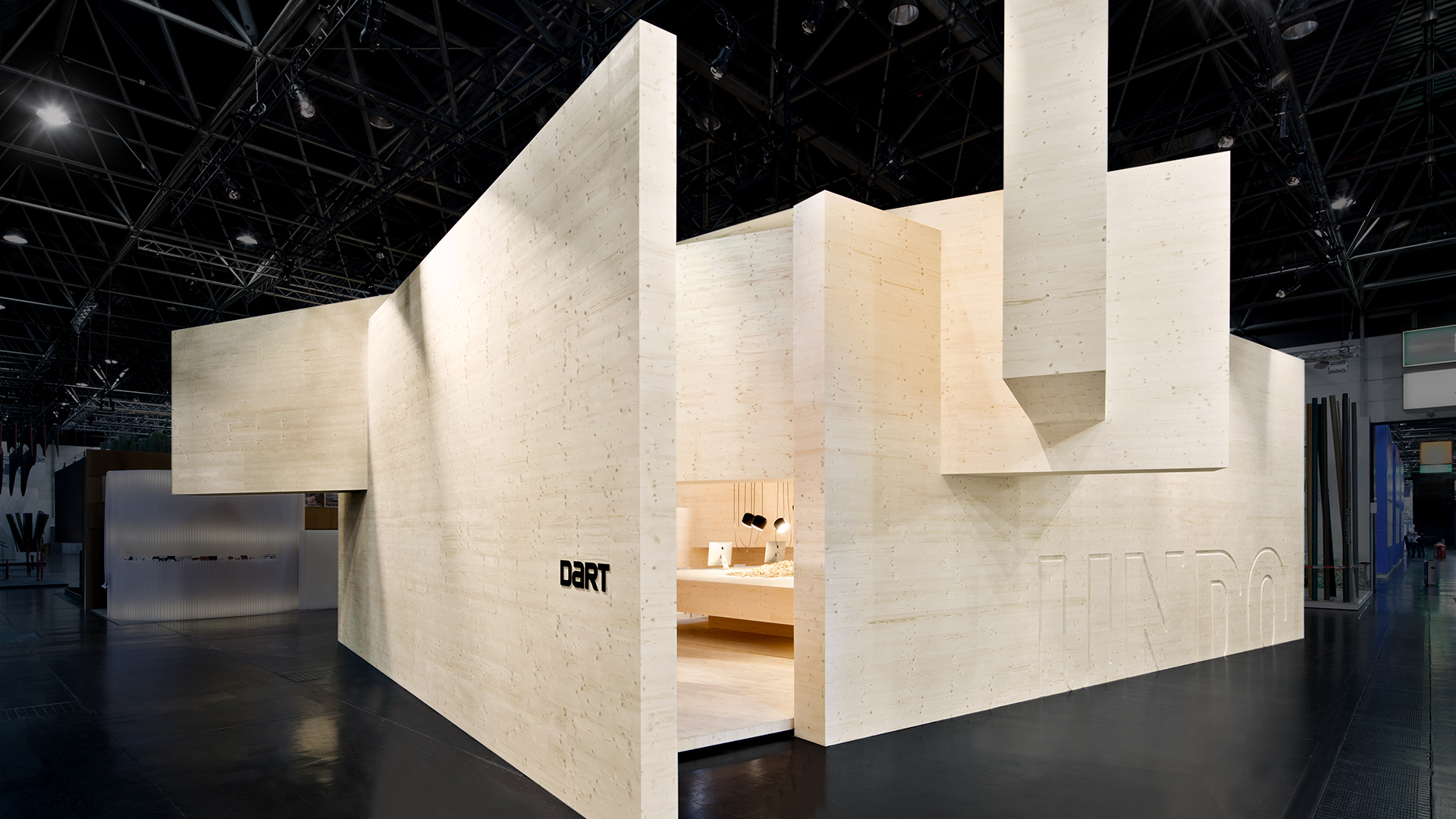 Dart stages the D'art Design Gruppe's own fair stand at the EuroShop 2014