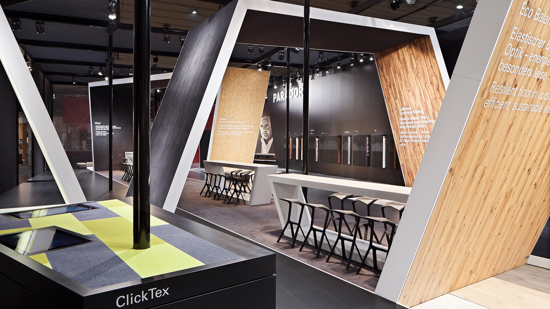 Dart stages the Parador fair stand at the Domotex 2014