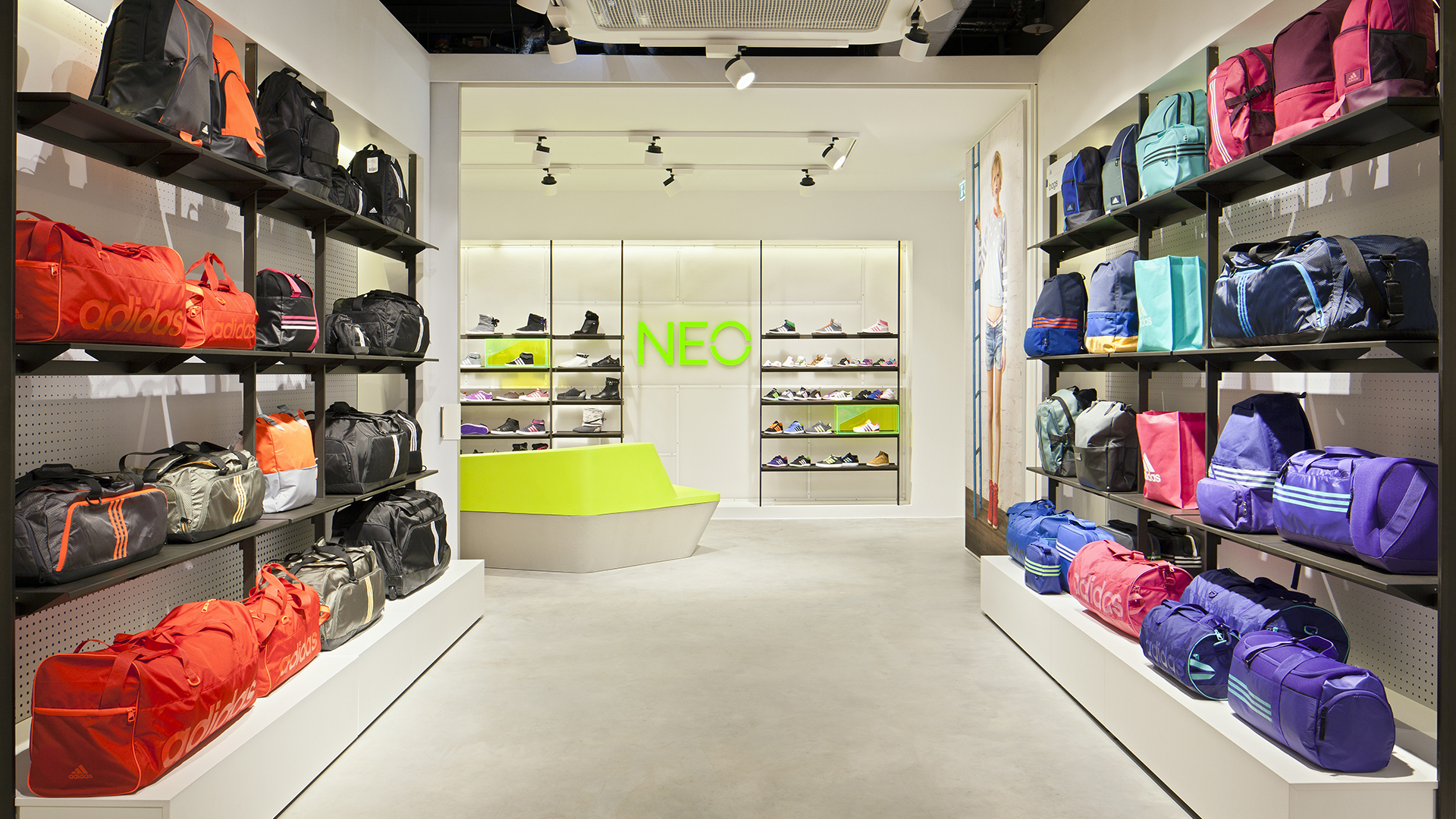 Dart inszeniert das Shop Konzept von adidas für das OCM 2014 