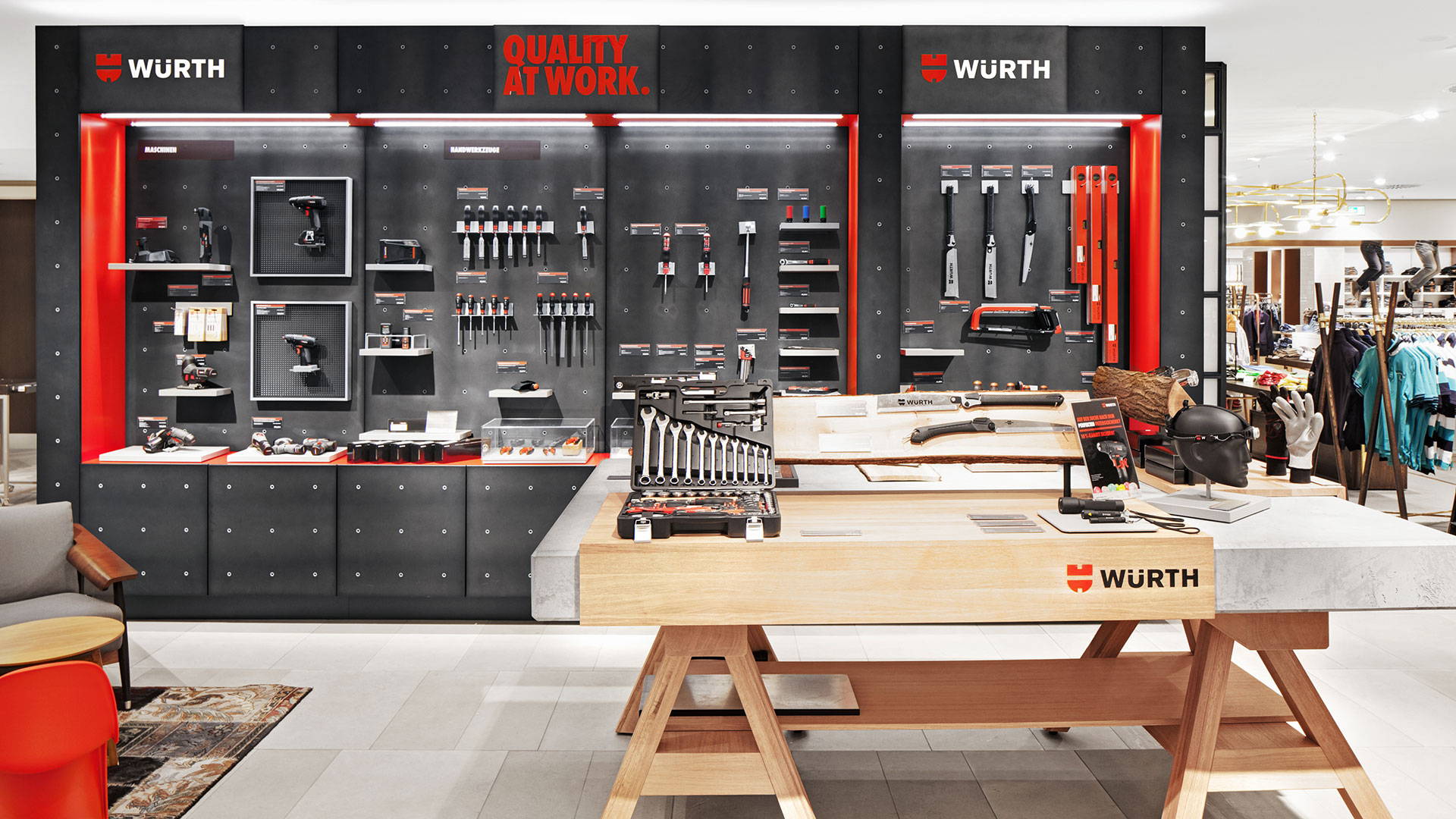 Dart stages Würth's shop concept for the Family Store 2016