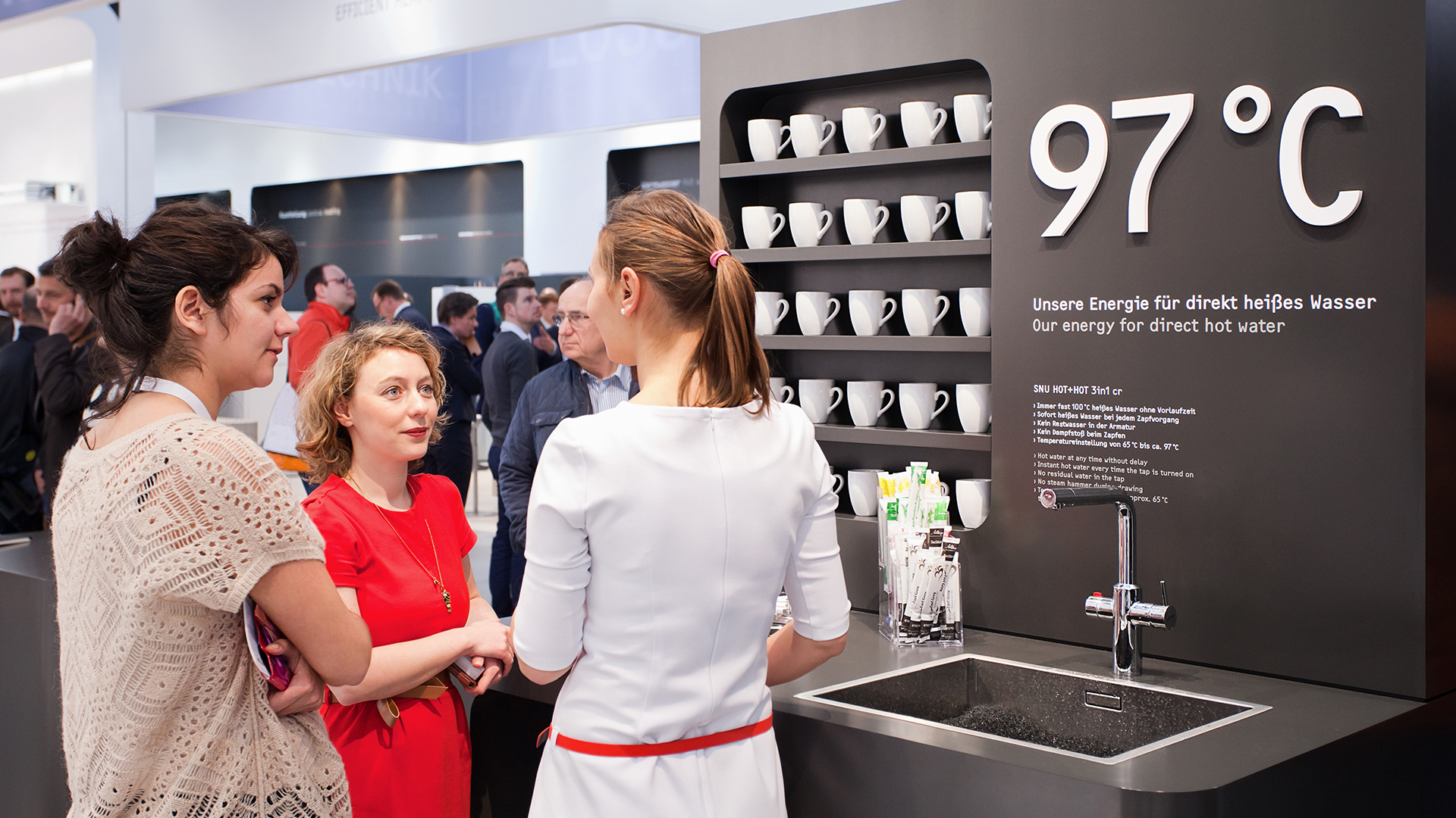 Dart stages the STIEBEL ELTRON fair stand at the ISH 2015