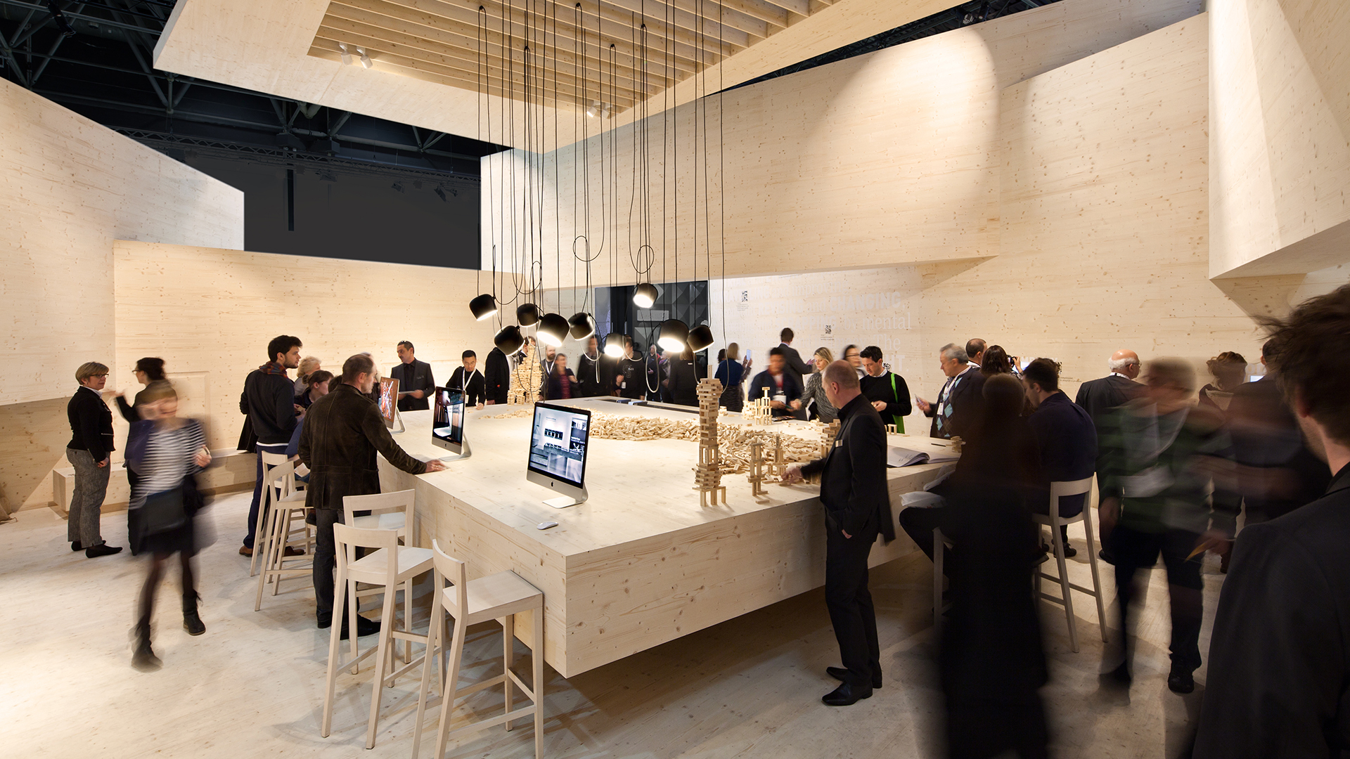 Dart stages the D'art Design Gruppe's own fair stand at the EuroShop 2014